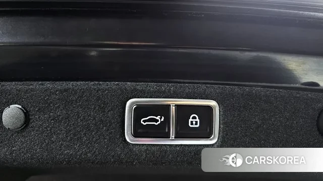 Hyundai Grandeur Hybrid (GN7) id 3477259 из Кореи 8