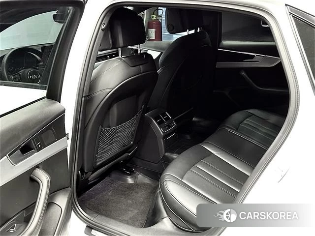 Audi A4L id 4205809 из Китая 8