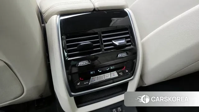 BMW X7 (G07) id 3638790 из Кореи 8