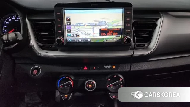 Kia Stonic id 3018723 из Кореи 8