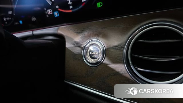Mercedes-Benz E-Class W213 id 4625026 из Кореи 8