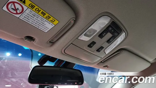 Kia The New Carnival id 2406007 из Кореи 8