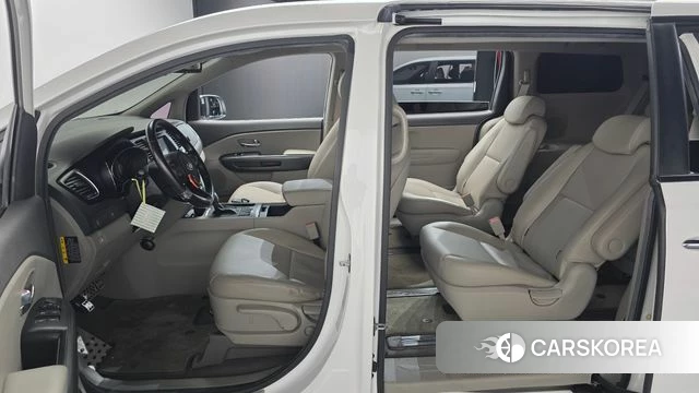 Kia All New Carnival id 3925203 из Кореи 8