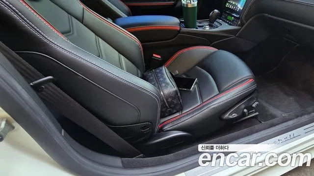 Maserati GranTurismo id 2912548 из Кореи 8