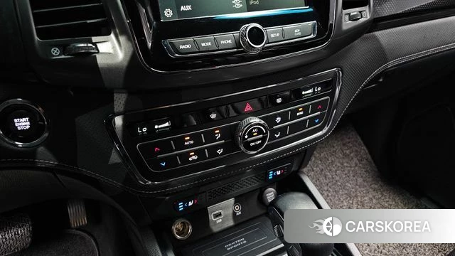 Ssangyong The New Rexton Sports Cannes id 4666438 из Кореи 8