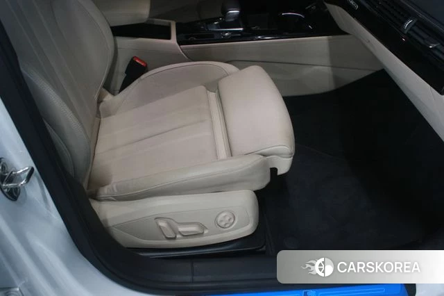 Audi A4 (B9) id 3878906 из Кореи 8