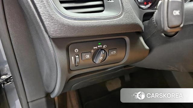 Volvo V40 id 3845595 из Кореи 8