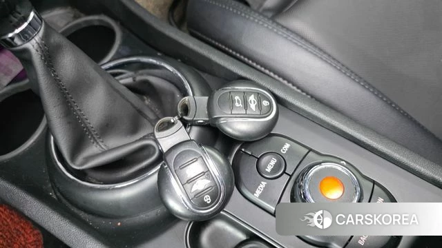 Mini Cooper Clubman id 4339808 из Кореи 8