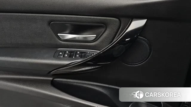 BMW 3 Series (F30) id 3045403 из Кореи 8