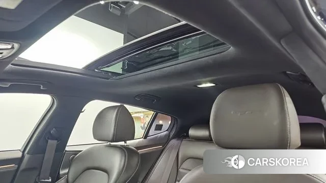 Kia Stinger id 3682479 из Кореи 8