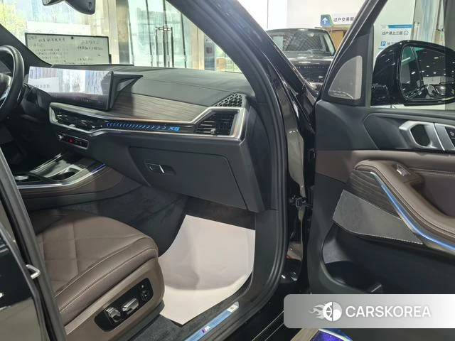 BMW X5 id 4264878 из Китая 8