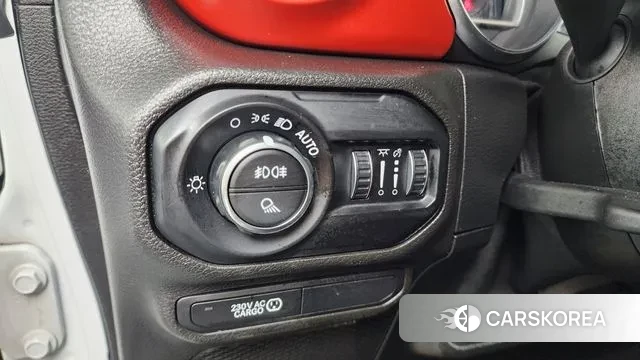 Jeep Gladiator (JT) id 3306740 из Кореи 8