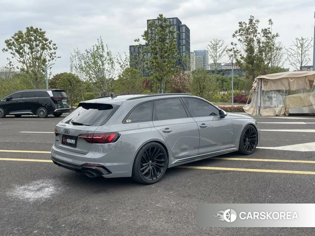 Audi RS 4 id 4241733 из Китая 8