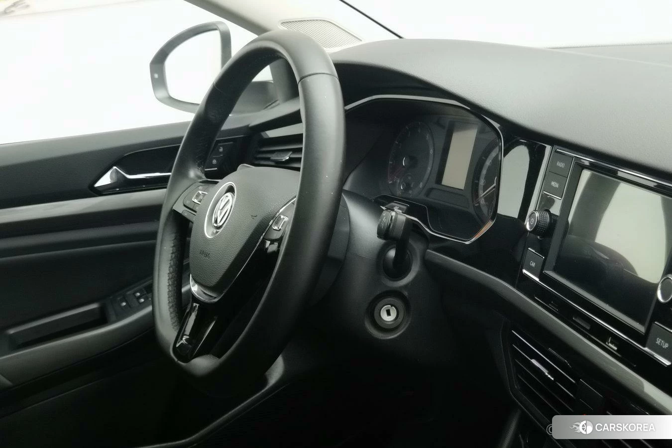 Volkswagen Bora id 4452443 из Китая 8