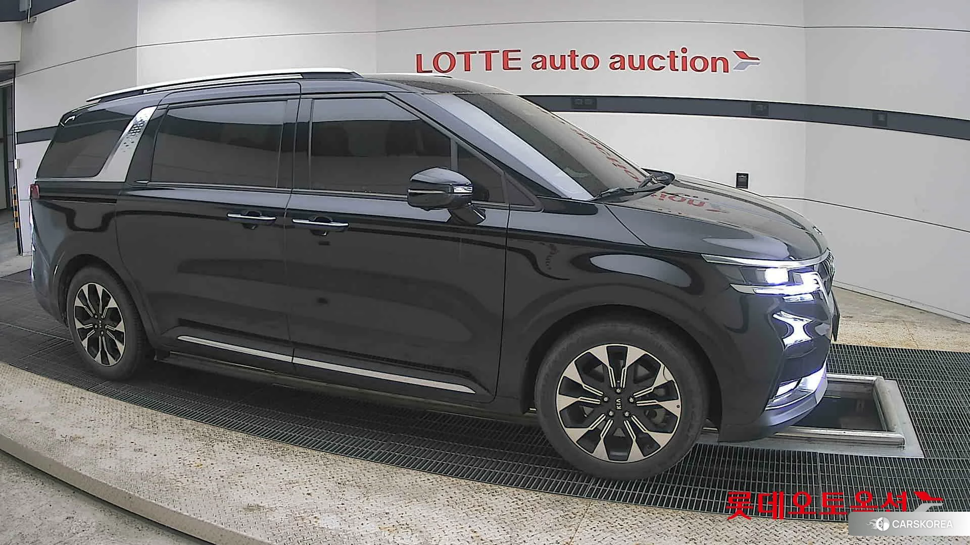 Kia Carnival id 4289625 из Кореи 8