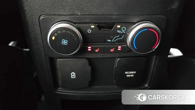 Ford Explorer 6th Generation id 4625380 из Кореи 8