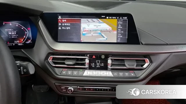 BMW 1 Series (F40) id 3021720 из Кореи 8