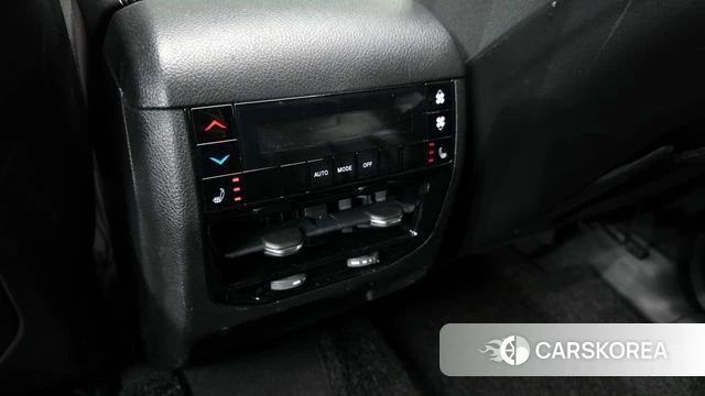 Jeep Grand Cherokee (WL) id 3871171 из Кореи 8