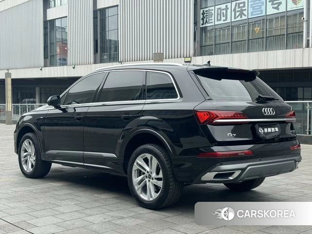 Audi Q7 id 4359489 из Китая 8