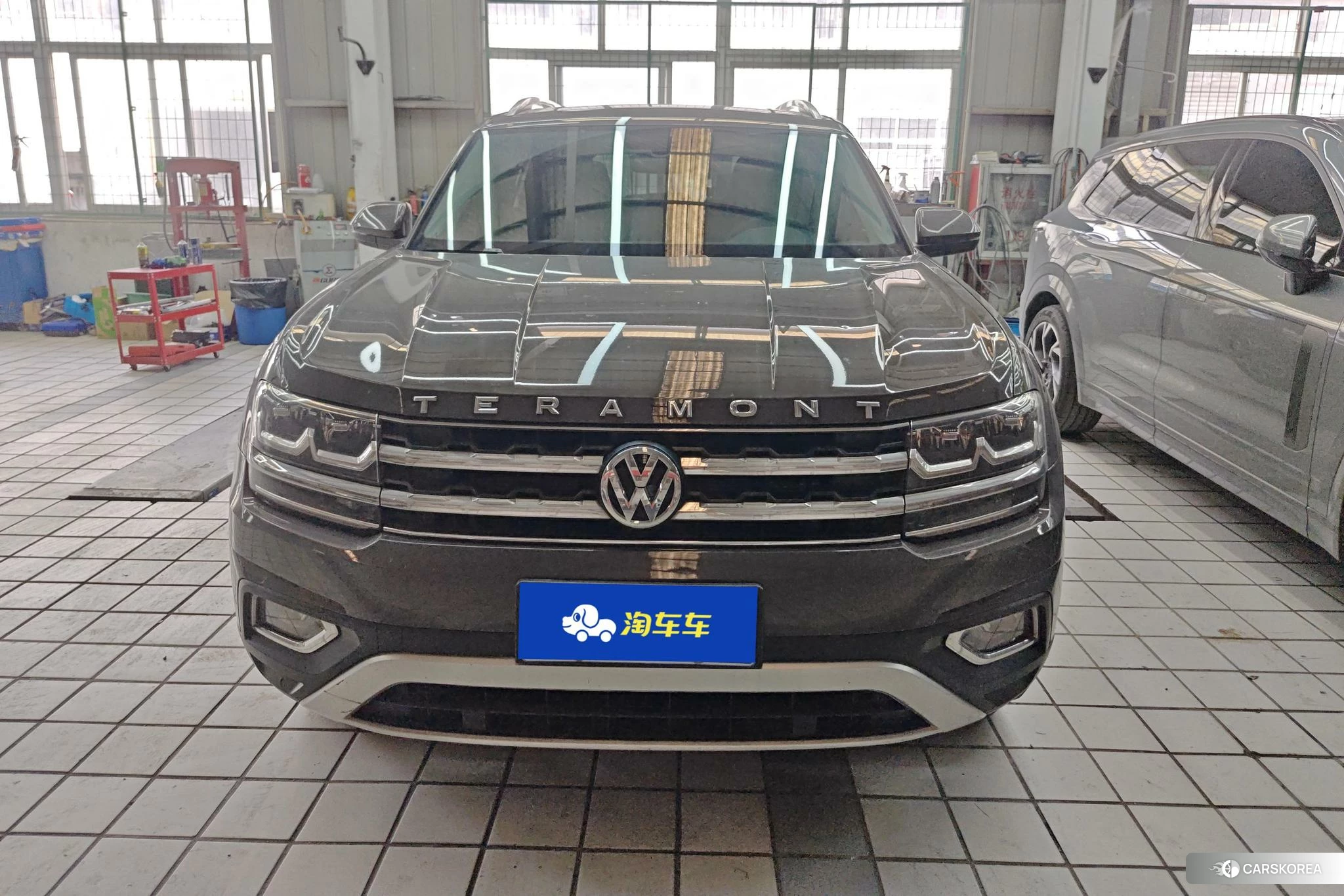 Volkswagen Teramont id 4510392 из Китая 8