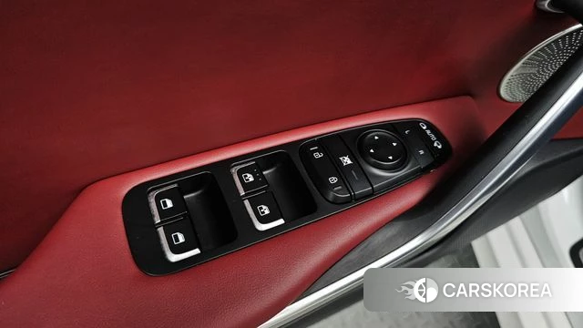 Kia Stinger id 4693813 из Кореи 8
