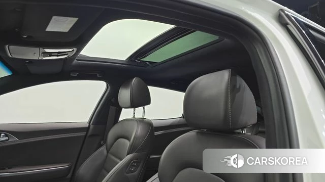 Kia Stinger id 4245940 из Кореи 8