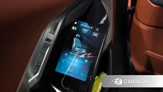 BMW 7 Series (G70) id 3695930 из Кореи 8