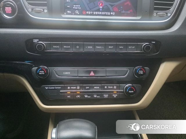 Kia The New Carnival id 4765402 из Кореи 8