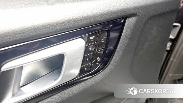 Porsche Cayenne (PO536) id 3264562 из Кореи 8