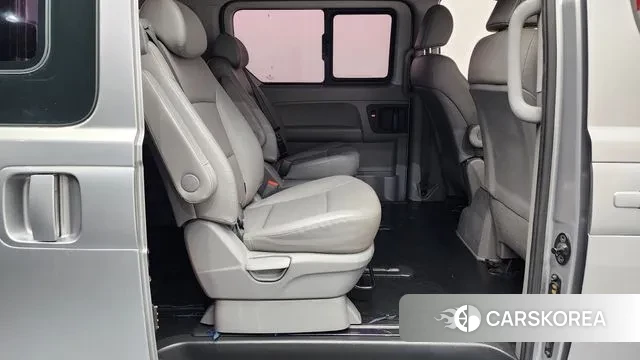 Hyundai The New Grand Starex id 3753454 из Кореи 8