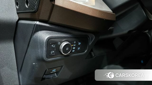 Ford Bronco 6th Generation id 3812221 из Кореи 8