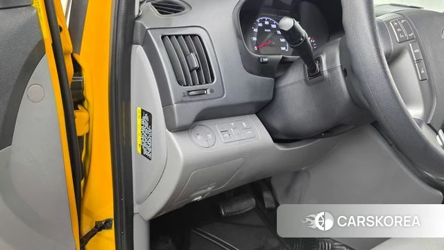 Hyundai The New Grand Starex id 4196501 из Кореи 8