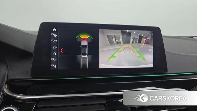 BMW 5 Series (G30) id 3873952 из Кореи 8