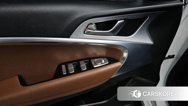 Genesis G70 id 3402678 из Кореи 8