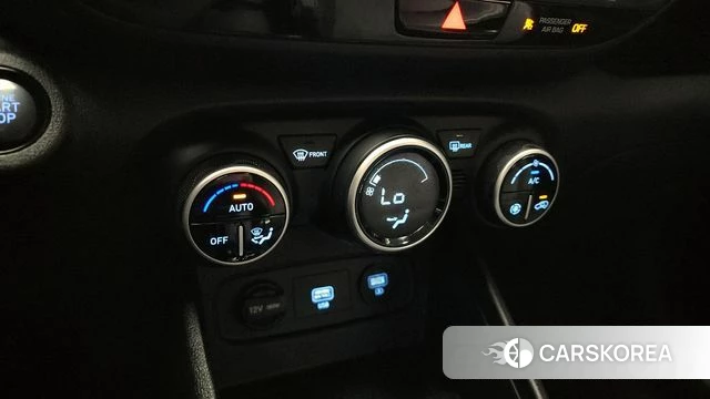 Hyundai Venue id 3924276 из Кореи 8