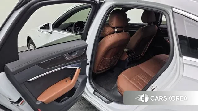 Audi A6 (C8) id 3044282 из Кореи 8