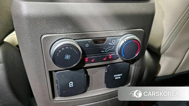 Ford Explorer 6th Generation id 3871179 из Кореи 8