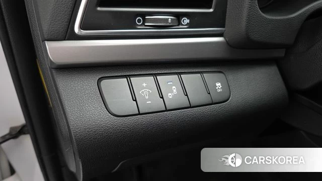 Hyundai Avante AD id 4363482 из Кореи 8