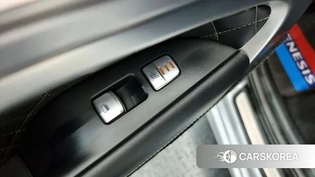 Genesis G70 id 3085326 из Кореи 8