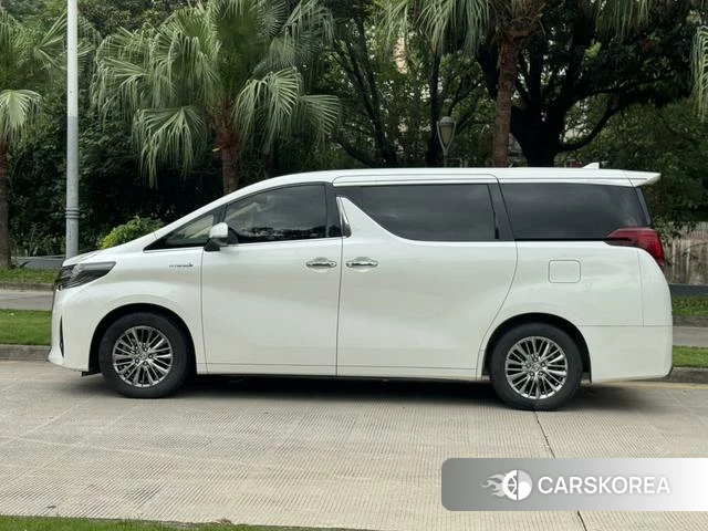 Toyota Elfa id 4365949 из Китая 8