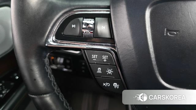 Lincoln Navigator 4th generation id 4315533 из Кореи 8