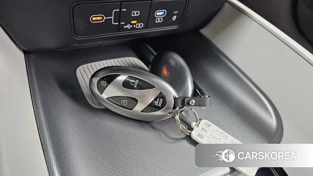 Hyundai Grandeur (GN7) id 3566132 из Кореи 8