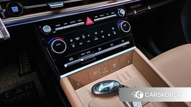 Hyundai Santa Fe (MX5) id 3838053 из Кореи 8