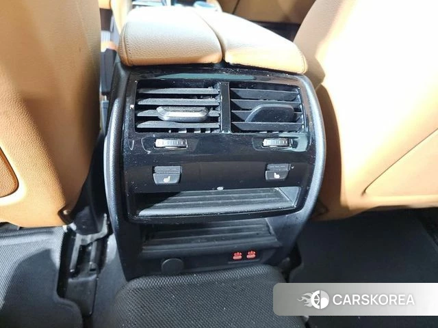 BMW 5 Series (G30) id 4936959 из Кореи 8
