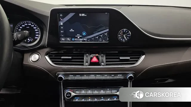 Hyundai Grandeur IG id 3029565 из Кореи 8