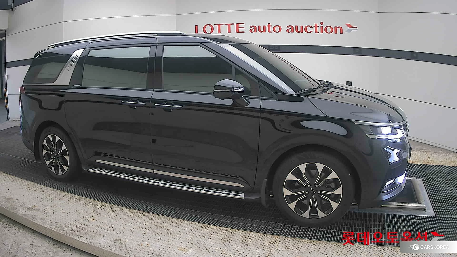 Kia Carnival id 4679387 из Кореи 8