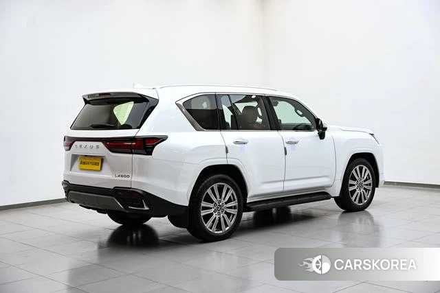 Lexus LX id 4262499 из Китая 8