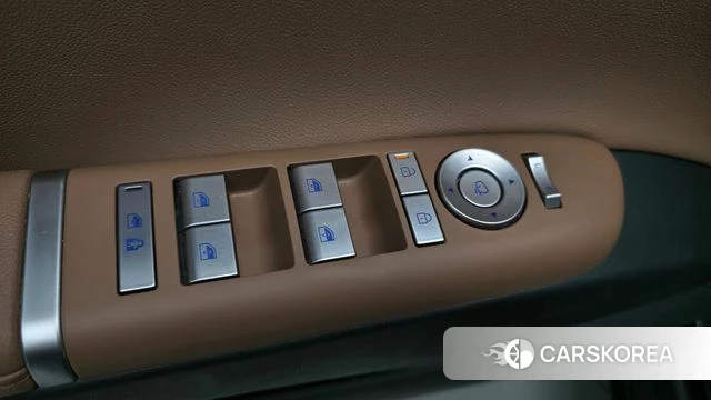 Hyundai Grandeur Hybrid (GN7) id 4935048 из Кореи 8
