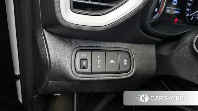 Hyundai Venue id 4284281 из Кореи 8