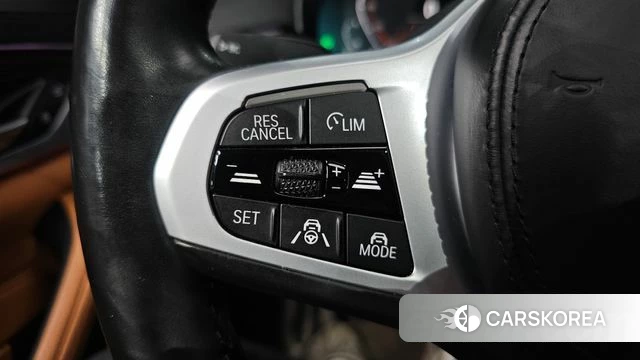 BMW 5 Series (G30) id 4489755 из Кореи 8